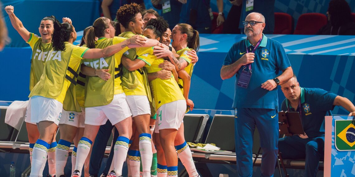 Brasil goleia a Espanha e vai à final do Mundial Feminino de Futsal nas Filipinas