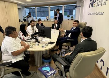 David Reis integra comitiva em Brasília para cobrar justiça tributária e corrigir desigualdades históricas que penalizam Manaus