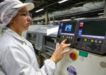 Manaus mantém 6º maior PIB municipal do Brasil em 2023, aponta IBGE