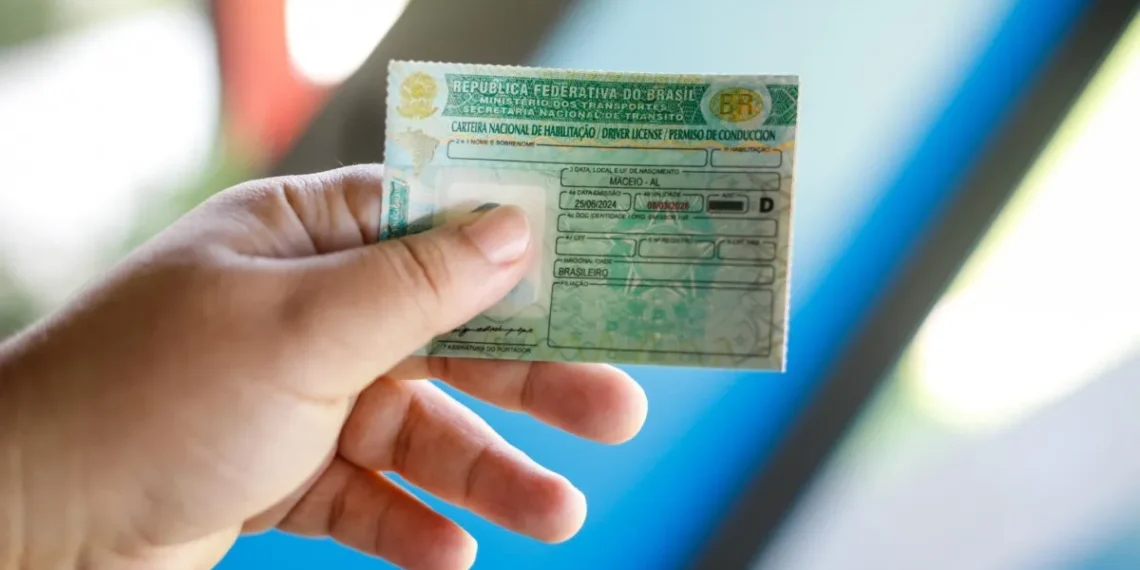 Autoescolas reagem e preparam ofensiva jurídica e política contra resolução do Contran