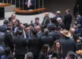 Especialistas dizem que PL da Dosimetria afrouxa progressão de pena e pode beneficiar crimes comuns