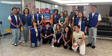 Brasil recebe 124 repatriados dos EUA em nova operação humanitária