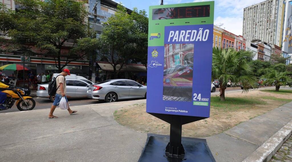 Homem é preso após furtar ferros de ponte no Centro com apoio do sistema Paredão