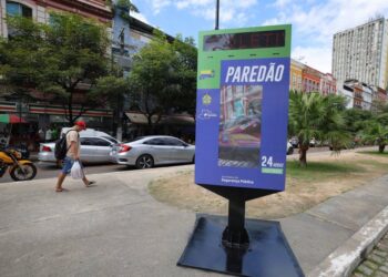 Homem é preso após furtar ferros de ponte no Centro com apoio do sistema Paredão