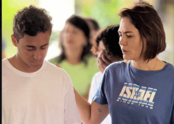 Michelle Bolsonaro chama Nikolas Ferreira de ‘filho 06’ após ato em Brasília