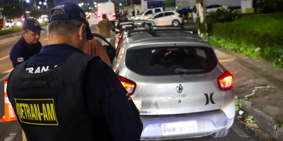 Detran-AM registra quase 800 infrações durante fiscalização no fim de semana em Manaus