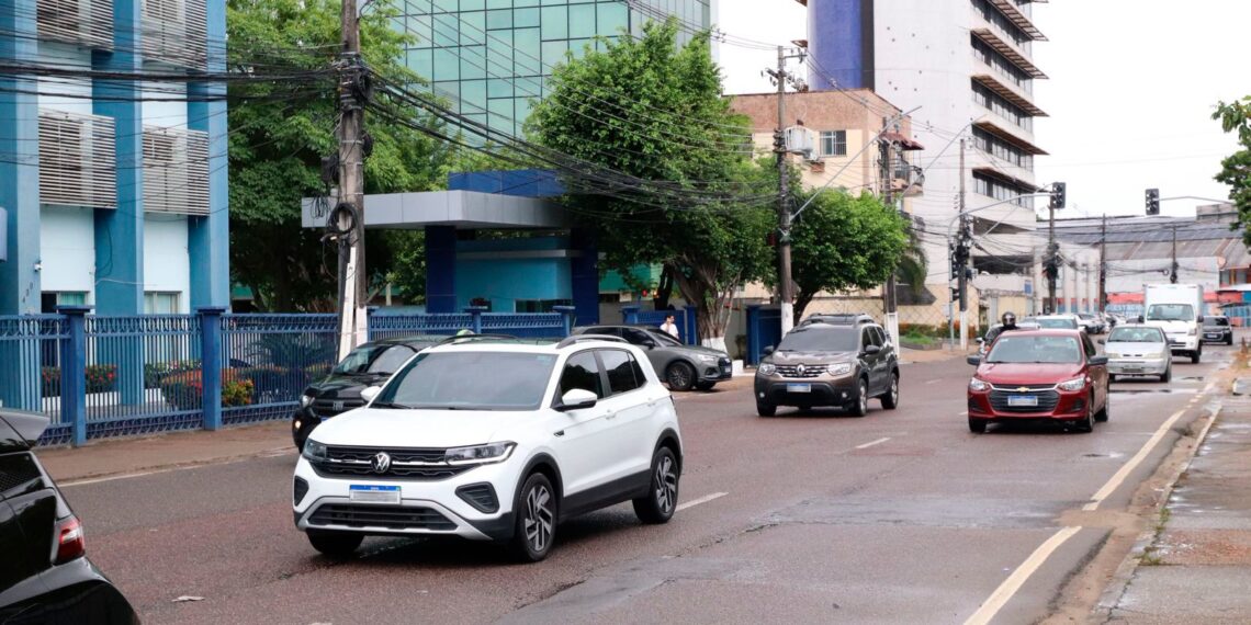 Motoristas sem multas podem pedir abatimento no IPVA a partir de 12 de janeiro
