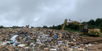 MPAM vistoria lixão de Iranduba e alerta para contaminação de igarapés e lençol freático