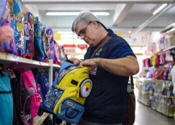 Procon-AM divulga lista de materiais escolares que não podem ser exigidos pelas escolas