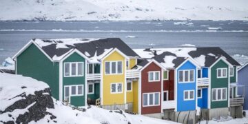 Rússia reconhece Groenlândia como parte da Dinamarca e critica presença da Otan