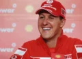 Michael Schumacher não está mais acamado, afirma jornal inglês Daily Mail