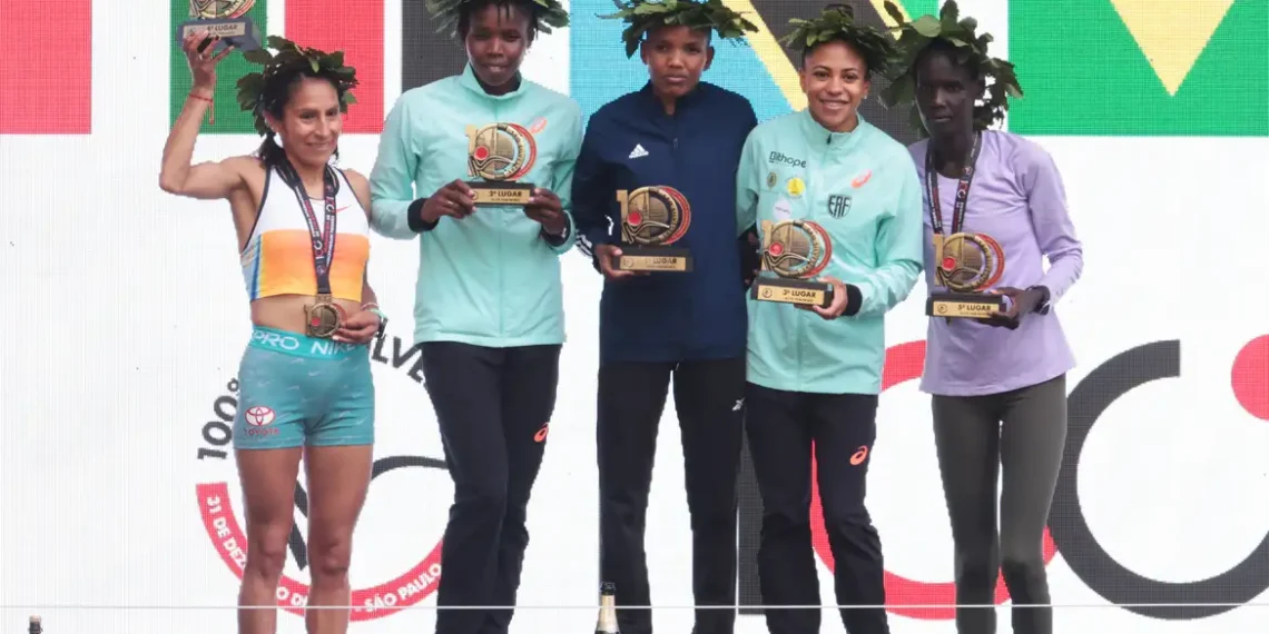 Núbia de Oliveira repete terceiro lugar na São Silvestre e mira título nos próximos anos