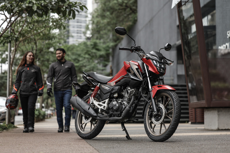 Honda CG completa 50 anos e ganha edição especial que celebra sua história no Brasil