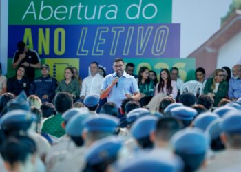 Wilson Lima abre ano letivo 2026 e lança aplicativos para pais e alunos no Amazonas