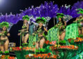 Desfiles do Acesso B levam fé, Amazônia e empoderamento feminino à Avenida