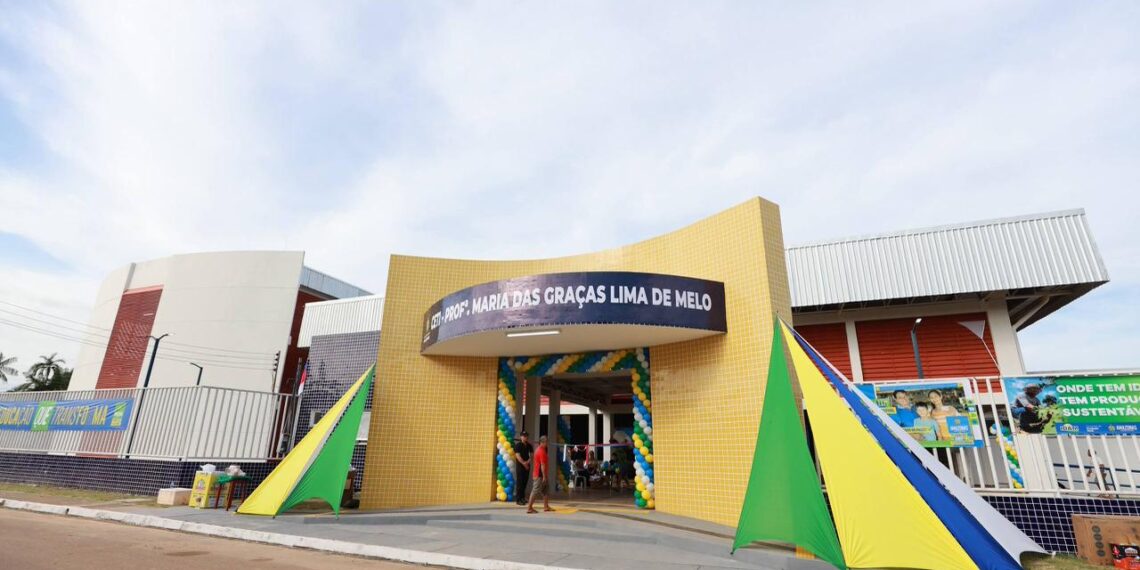 Governador Wilson Lima inaugura 14º Ceti do interior em Autazes