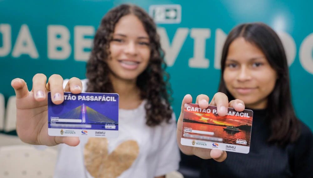Na primeira viagem do ano, é necessário encostar o cartão três vezes no validador para atualizar os dados.