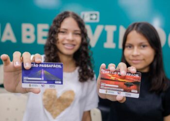 Na primeira viagem do ano, é necessário encostar o cartão três vezes no validador para atualizar os dados.