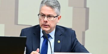 CPI do Crime Organizado convoca diretor da Meta