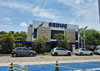 Secretaria de Educação rebate ataques de conselheiro e cita contas aprovadas pelo TCE
