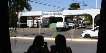 Moraes intima Bolsonaro após vídeo de Eduardo sugerir quebra de isolamento