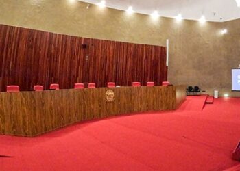 Rumo a 2026: TSE vota regras para uso de IA e impulsionamento de críticas na internet