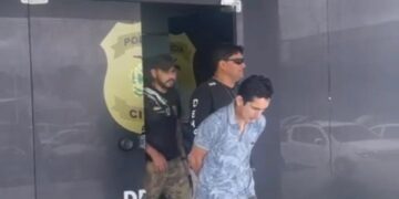 Após 25 dias de fuga, homem que matou enteada é preso ao se apresentar à polícia em Manaus