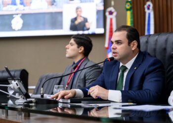 Roberto Cidade reforça Lei que obriga postos a alertar sobre preços por forma de pagamento