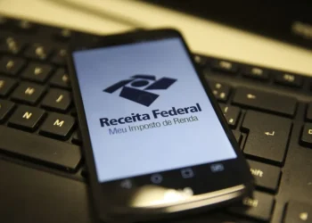 Leão 2026: Receita Federal divulga calendário de restituições e novas regras para o Imposto de Renda
