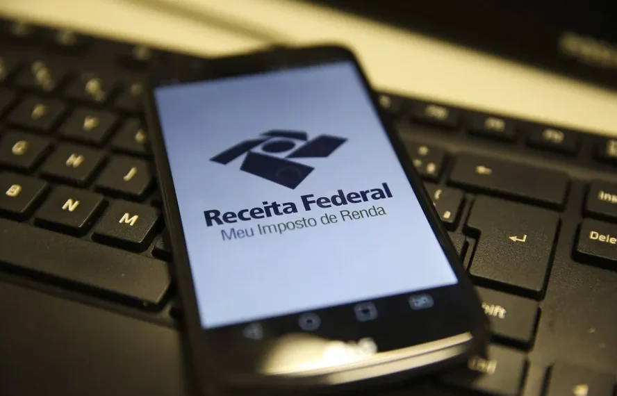 Leão 2026: Receita Federal divulga calendário de restituições e novas regras para o Imposto de Renda
