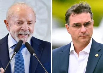 Flávio Bolsonaro lidera com 40% e desaprovação de Lula chega a 56% no estado