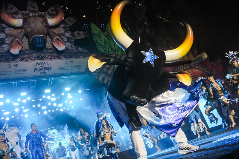 Sambódromo de Manaus recebe primeiro ‘Bar do Boi’ Caprichoso da temporada 2026