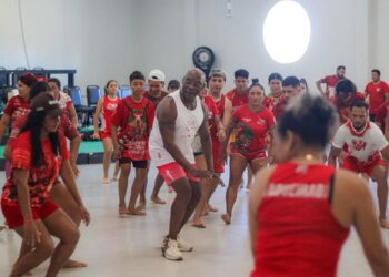 Garantido promove intercâmbio com Balé Folclórico da Bahia