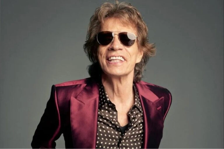 Nova biografia revela overdose quase fatal de Mick Jagger nos anos 70