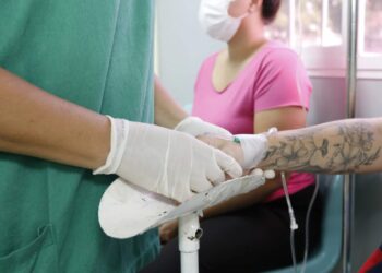 Nova lei garante folga para exames de HPV sem desconto no salário