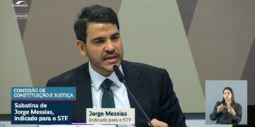 Jorge Messias classifica 8 de Janeiro como ‘um dos episódios mais tristes’ em sabatina no Senado