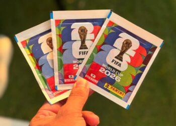 Shopping de Manaus ganha ponto de troca de figurinhas da Copa 2026