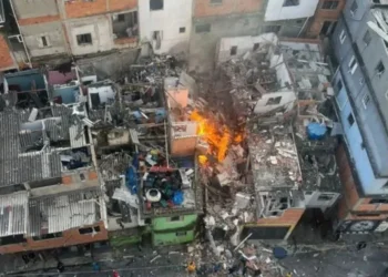 MPSP vistoria Jaguaré após explosão de gás causar morte e destruição