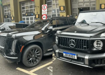 Polícia Civil apreende Cadillac de R$ 2,2 milhões de Deolane Bezerra