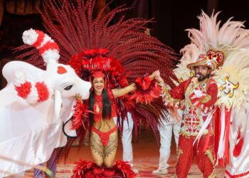 Isabelle Nogueira se despede do Garantido na última noite de festa