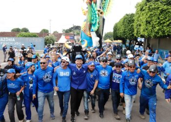 Caprichoso inicia envio de alegorias de 30 metros para Bumbódromo