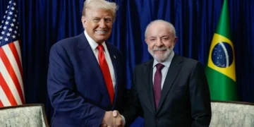 EUA propõem tarifa de 25% contra o Brasil por causa do Pix e do etanol