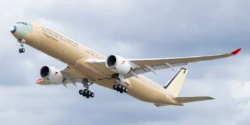 Airbus faz primeiro voo de teste do A350 de ultralongo alcance