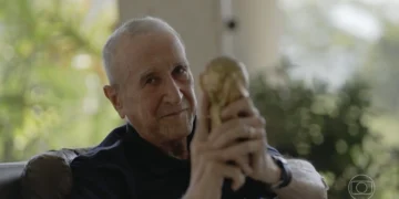 Carlos Alberto Parreira é internado em UTI com problema pulmonar