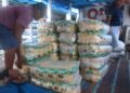 Itacoatiara destina 6 toneladas de alimentos para merenda escolar