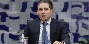Câmara cria comissão para avaliar redução da maioridade penal
