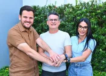 David Almeida anuncia médica Shádia Fraxe como vice na chapa