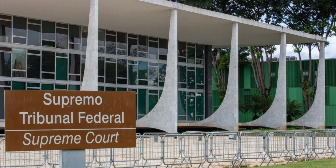 Defesa nega que Bolsonaro tenha autorizado vídeo com IA no PL
