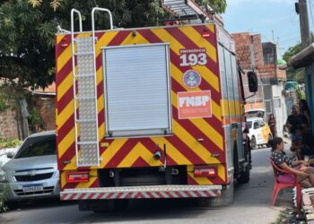 Duas crianças morrem em incêndio em kitnet no Tarumã, em Manaus