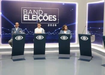 Candidatos ao Governo do AM duelam no primeiro debate na TV Band